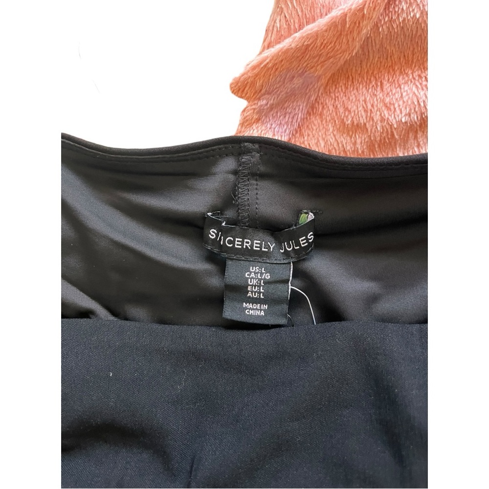 Sincerely Jules black a line pleated black mini skirt - Picture 2 of 6